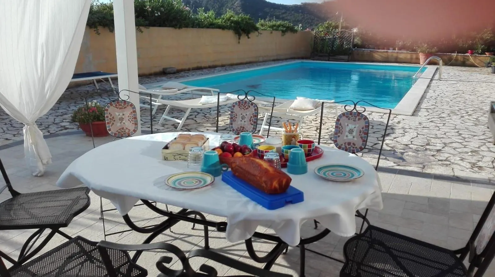 B&B Il Melograno Capoterra 0*,  Italy